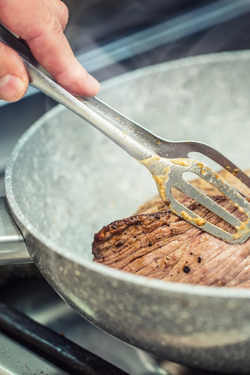 what kind of pans are non-toxic